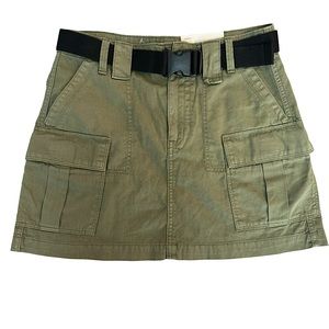 American Eagle high-rise belted skirt